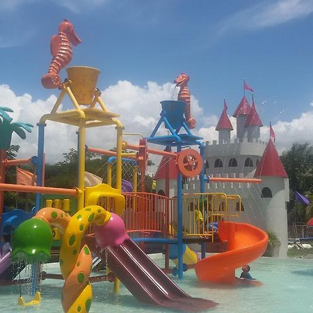 ホテル Gazebo Pools And Restaurant カバッドバラン エクステリア 写真