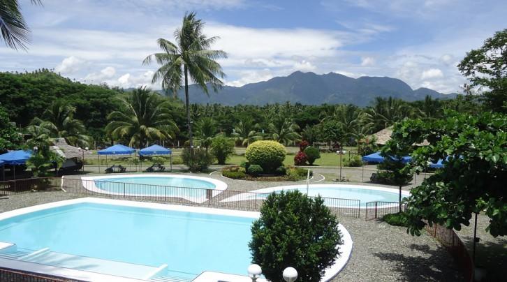 ホテル Gazebo Pools And Restaurant カバッドバラン エクステリア 写真
